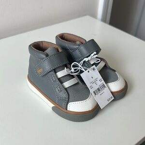 NWT See Kai Run High Top Shoes - Size 5 (toddler)